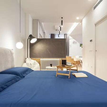 Duomo-centrale Luxury Open Space Apartment